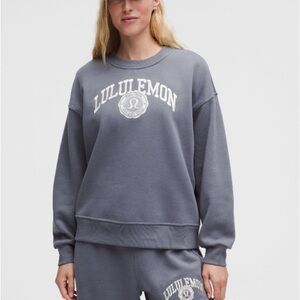lululemon perfectly oversized graphic in solar gray XS